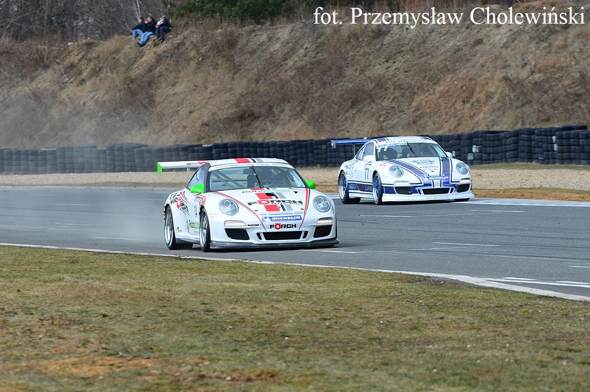 Porsche GTC3 Przemoch miejsca i wydarzenia